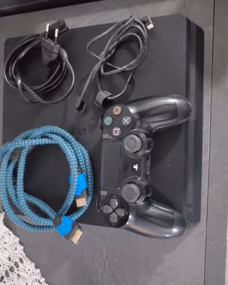 Playstation 4 slim