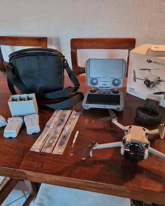 Dji mini 4 pro combo
