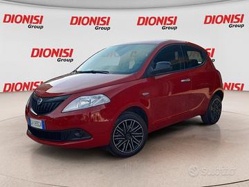 Lancia Ypsilon 1.0 FireFly 70cv Hybrid Oro