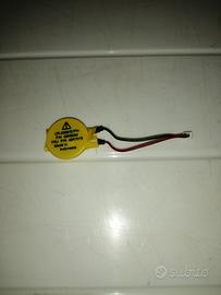 Batteria CMOS CR2032 con connettore 2-PIN