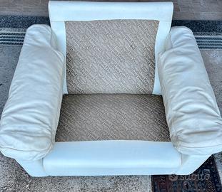 Coppia di poltrone petronio tito agnoli anni 70