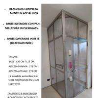 gabbia in acciaio inox e plexiglass