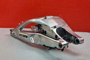 FORCELLONE POSTERIORE APRILIA RS 125 2005 2004 RS1