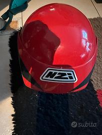 Casco moto e scooter per bimbo colore rosso