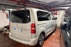 Privato vende van Zafira Life full optional