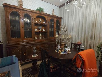 tavolo e credenza in stile arte povera 