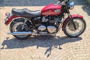 TRIUMPH Bonneville 865