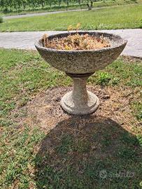 Ciotole per fiori da giardino