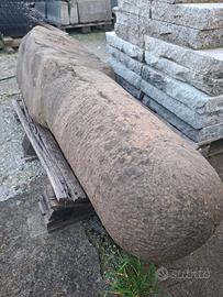 Paracarro antico in Pietra di Sarnico