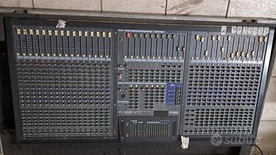 Mixer Yamaha ga32/12 piu flight case