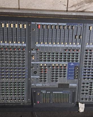 Mixer Yamaha ga32/12 piu flight case