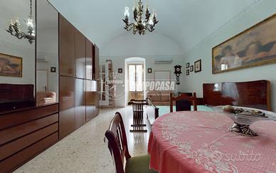 NOVITÀ! Casa singola con terrazzino IDEALE INVESTI