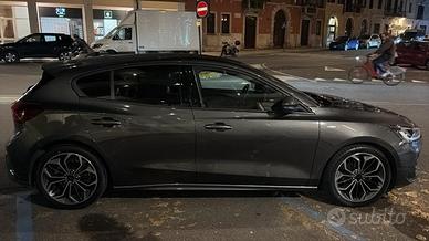 Ford Focus St Line X