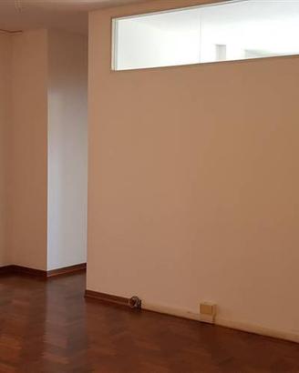 Immobile di 120 m² con 5 locali a Prato