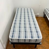 1 letto singolo: rete coprirete e materasso