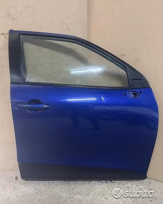 Porta portiera anteriore destra toyota yaris cross