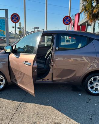 Lancia Ypsilon 2016 GPL - 1.2 EcoChic 69 CV