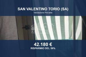 Immobile in asta di 150 m² con più di 5 locali a S