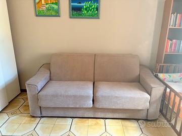 Divano letto color tortora Made in italy