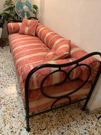 DIVANO IN FERRO BATTUTO