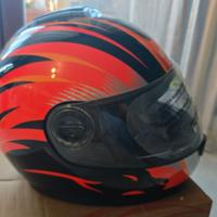 Casco  Aprilia originale nuovo con prese d'aria .
