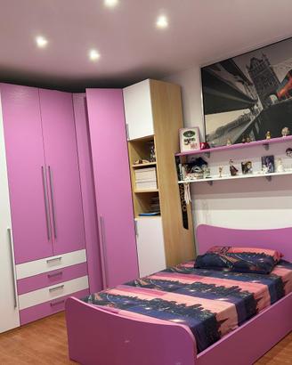 Camera da letto completa , letto contenitore