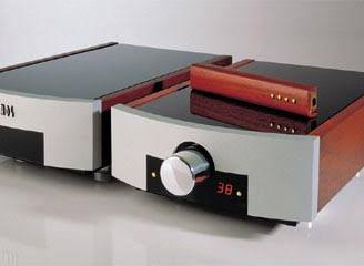 Preamplificatore top di gamma due telai