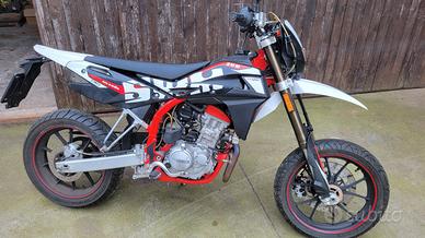 Swm  SM 125R