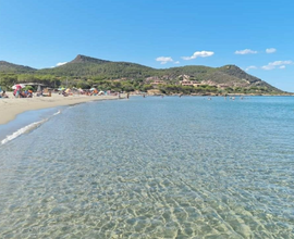 Villetta vista mare con giardino recintato