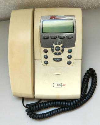 Telefoni