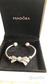 Pandora Bracciale Mis19 con Charm Fiocco