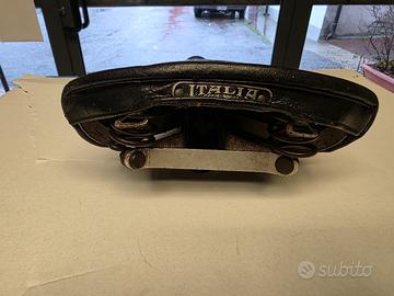 Sella italia  muso di cane conservata 