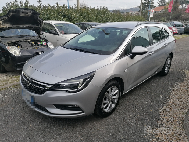 Opel Astra 1.6 CDTi 136CV aut. 5 porte Innovation