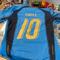 Maglia Italia 2006 Totti Autografata Con Prova