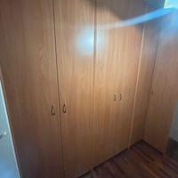 Armadio modulare angolare grande e funzionale