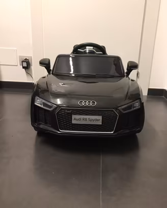 Audi R8 bambini con radiocomando