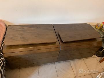 Set comodini moderni con scomparti e tavolino