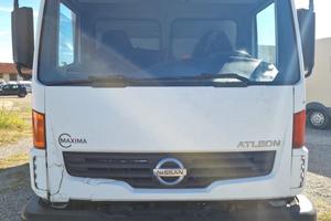 170 nissan atleon del 2009 in saldo