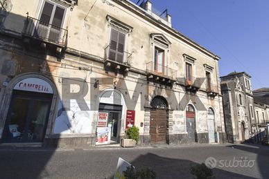 Locale Commerciale - Acireale