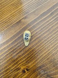 Spilla vintage distintivo Virtus Bologna