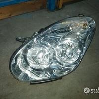 Fanale Anteriore Lato Guida Per Fiat Doblò 2012
