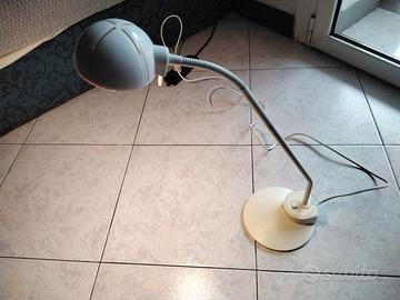 Lampada da tavolo IKEA 
