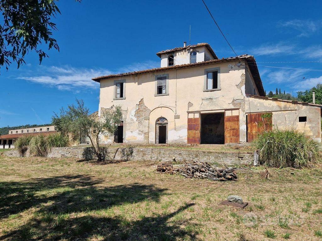 Rustico / Casale di 904 m² con più di 5 locali e b - Vista 4
