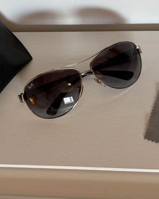 Occhiali Ray-Ban RB3386