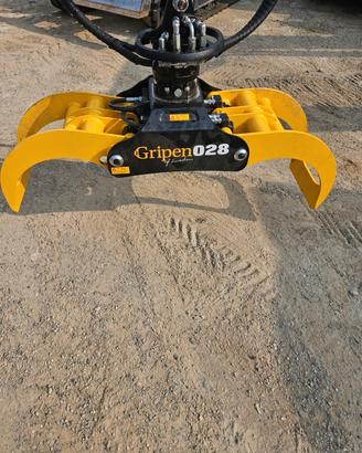Pinza Gripen 028