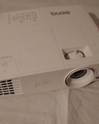 Videoproiettore benq hdmi 3300 ansi lumens