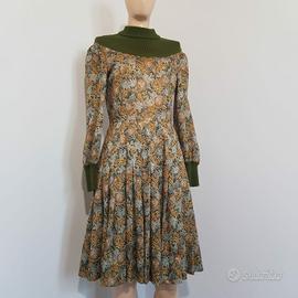 Abito vintage a fiori plissé bohémien 