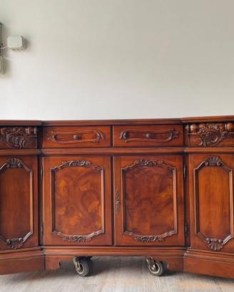 Credenza Buffet in Noce e Radica – Interni in Dama