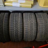 Pneumatici invernali quasi nuovi