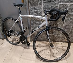 Bianchi Via Nirone 7 Shimano 105 11v